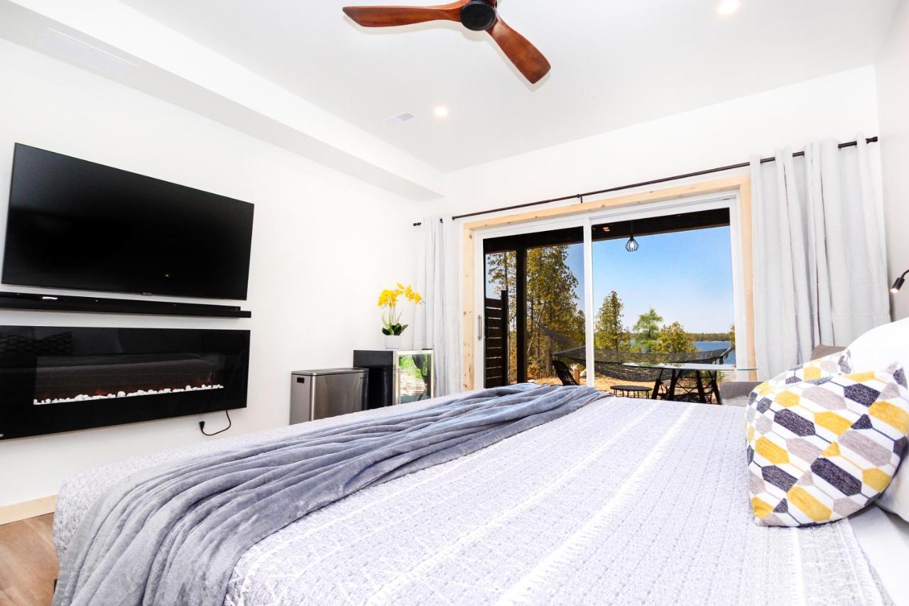 Stone Cove Waterfront Adults Only B&B โทเบอร์มอรี ภายนอก รูปภาพ