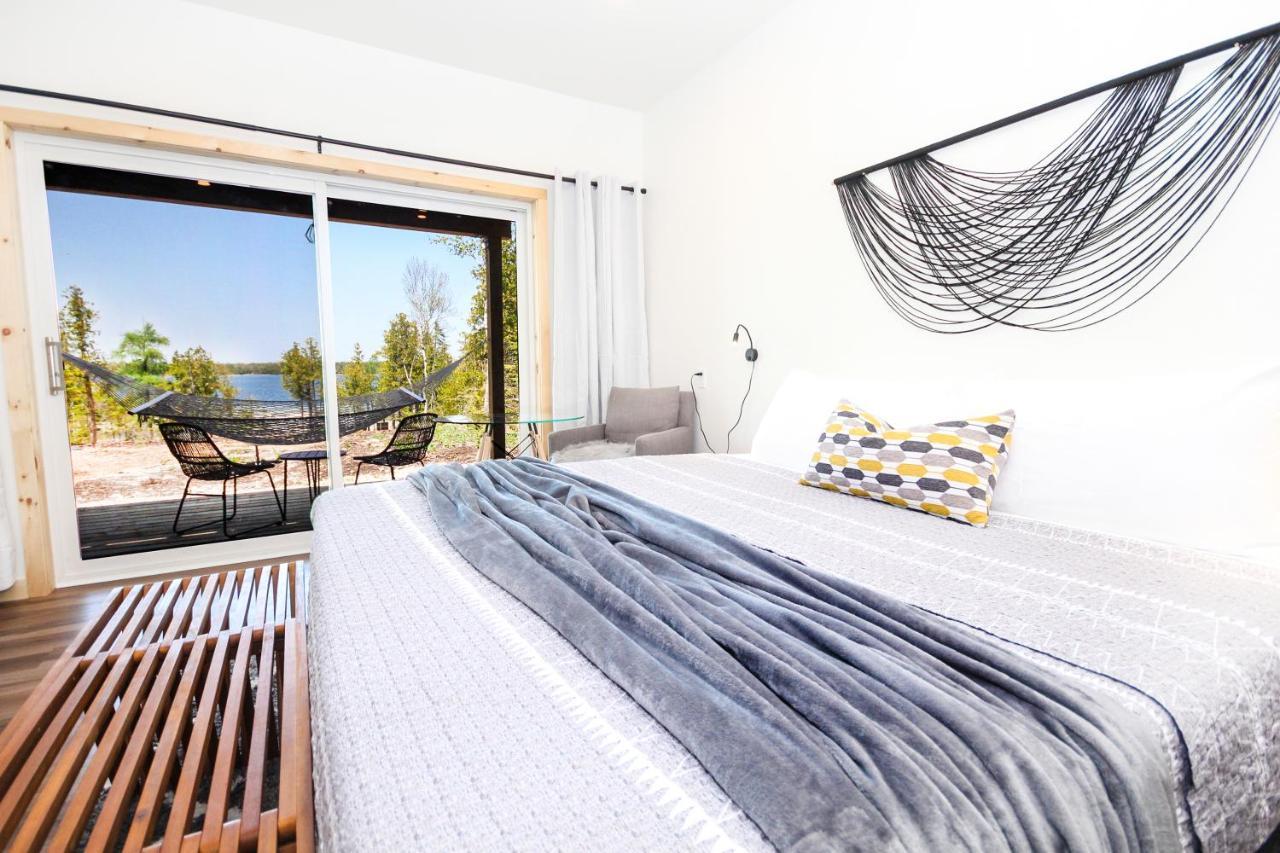 Stone Cove Waterfront Adults Only B&B โทเบอร์มอรี ภายนอก รูปภาพ