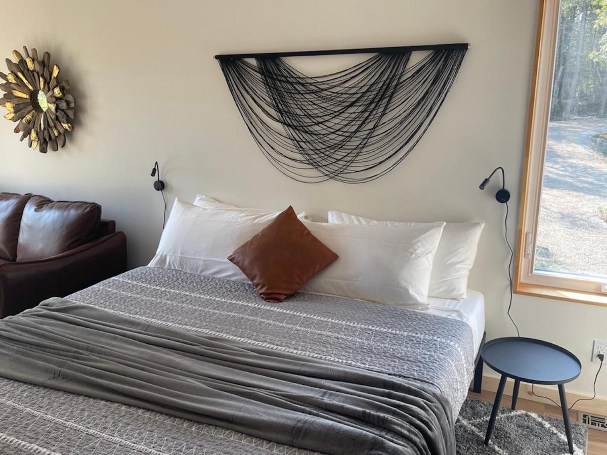 Stone Cove Waterfront Adults Only B&B โทเบอร์มอรี ภายนอก รูปภาพ