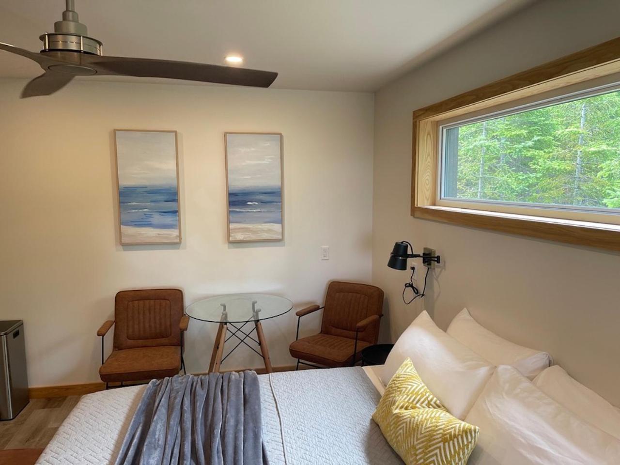 Stone Cove Waterfront Adults Only B&B โทเบอร์มอรี ภายนอก รูปภาพ