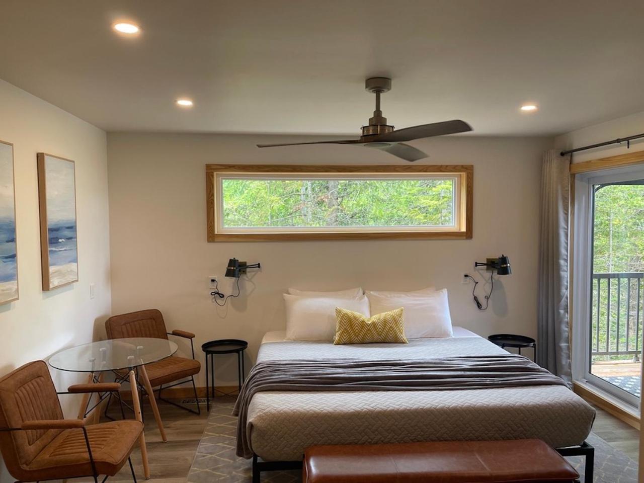Stone Cove Waterfront Adults Only B&B โทเบอร์มอรี ภายนอก รูปภาพ